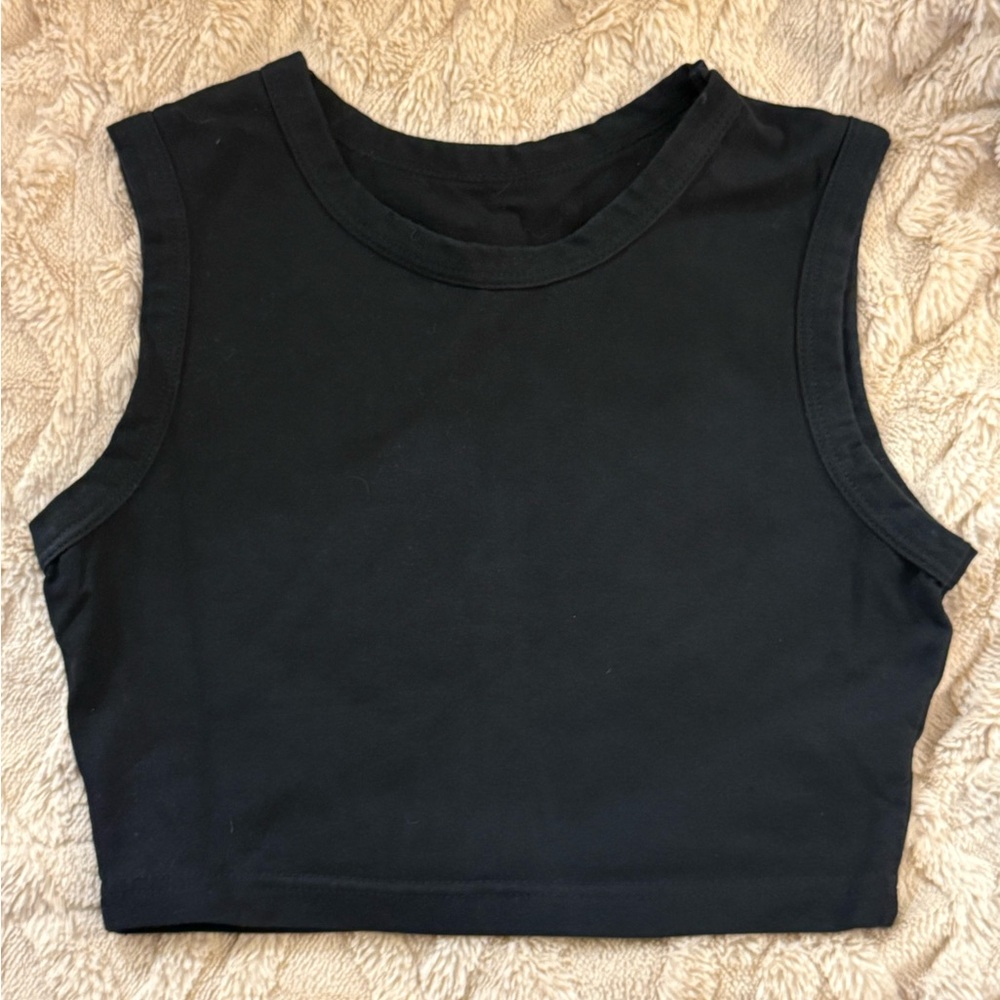 Elegant Black Sleeveless Crop Top